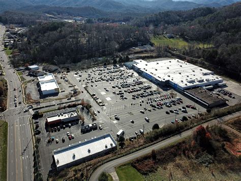 Walmart sylva - Get more information for Walmart Supercenter in Sylva, NC. See reviews, map, get the address, and find directions. Search MapQuest. Hotels. Food. Shopping. Coffee. Grocery. Gas. Walmart Supercenter $$ Open until 11:00 PM. 1 reviews (828) 586-0211. Website. More. Directions Advertisement. 210 Walmart Plz Sylva, NC 28779 Open until 11:00 …